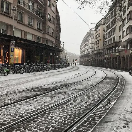 La Cour Des Cordonniers, Centre Cathedrale Petite France * Strasbourg